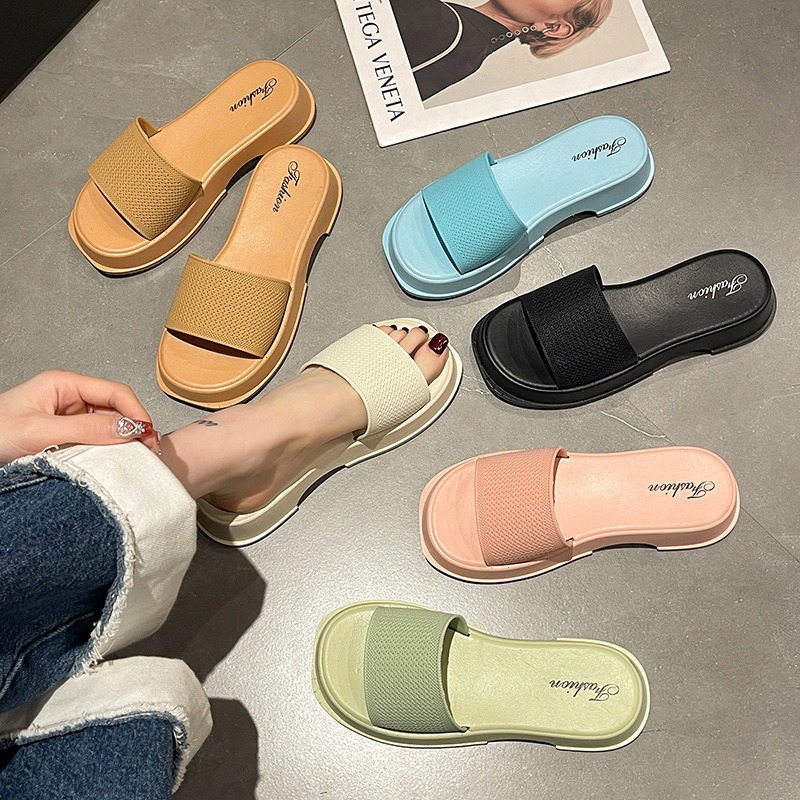 2024 новые летние шлепанцы, женские модные сандалии, пляжные тапочки на толстой подошве на танкетке