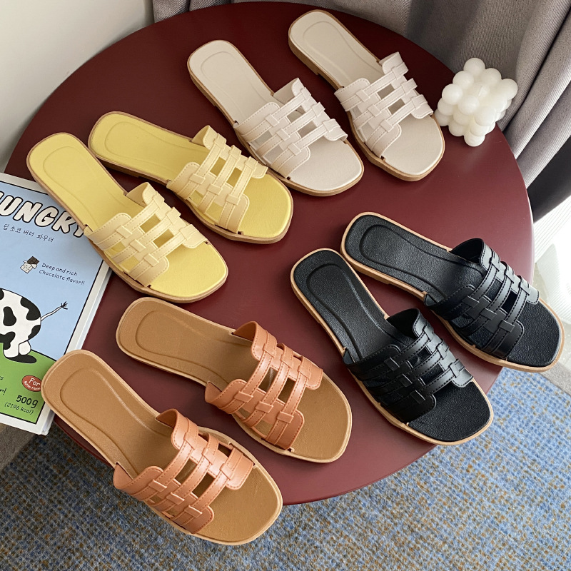 Летние тапочки, женские роскошные уличные пляжные шлепанцы на плоской подошве, женские сандалии, трендовые брендовые дизайнерские шлепанцы для женщин