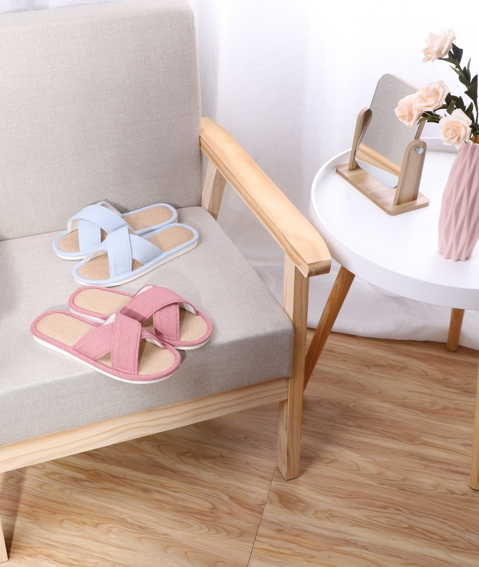 Шлепанцы на плоской подошве в помещении, шлепанцы на плоской подошве для дома, шлепанцы на плоской подошве для женщин, шлепанцы на плоской подошве для мужчин, шлепанцы на плоской подошве для пар