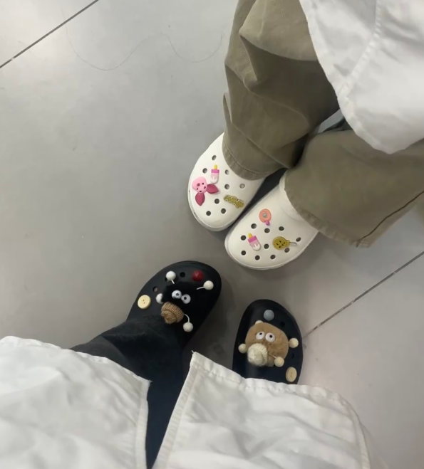 [Научно-популярная] Почему мы носим сабо в операционной?