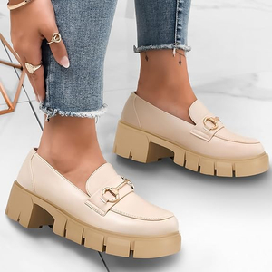 Женская кулинарная платформа для платформы для подготовки