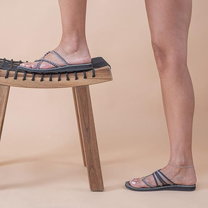 Сандалии шлепанцев для женщин для женщин в океане удобно повседневные летние пляжные сандалии стрингов