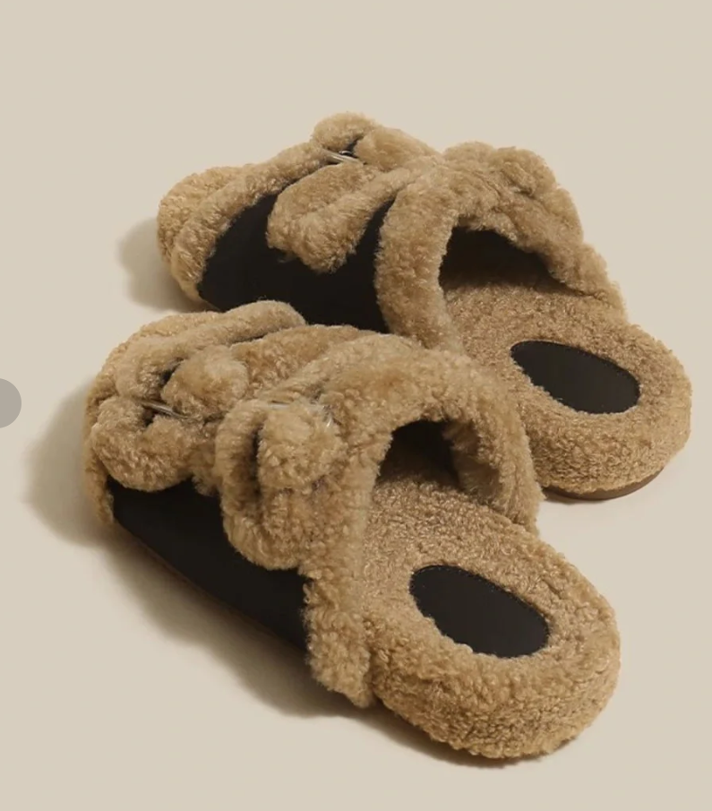 Зимние модные мягкие теплые комфортные плоские меховые тапочки, брендовые дизайнерские слипоны, лоферы, туфли-лодочки, повседневные домашние туфли