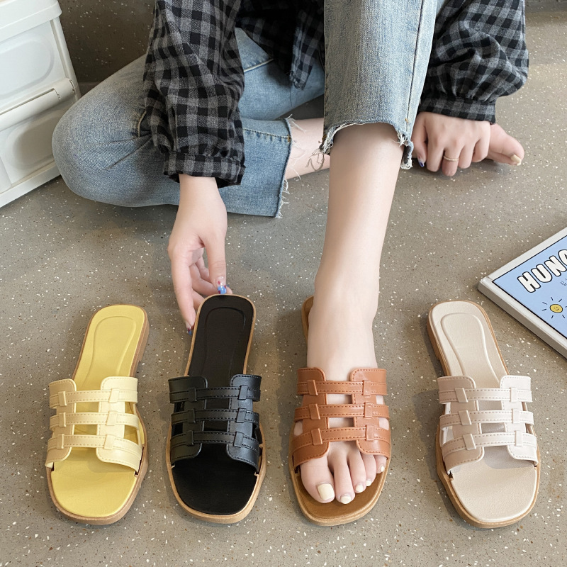 Летние тапочки, женские роскошные уличные пляжные шлепанцы на плоской подошве, женские сандалии, трендовые брендовые дизайнерские шлепанцы для женщин